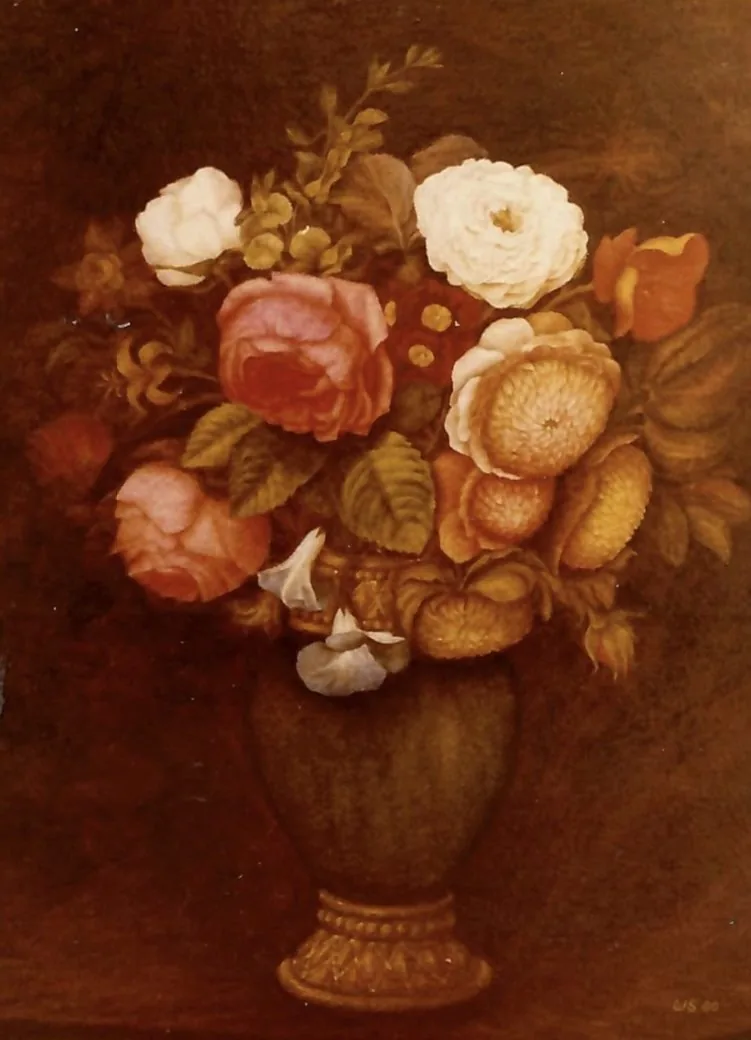 Huile sur toile : bouquet de roses blanches et rouges dans un vase sur pied, fond brun profond.